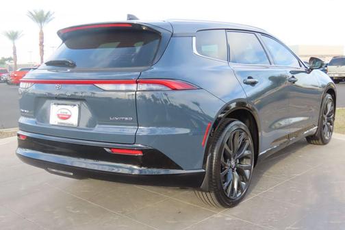 2025 Toyota Crown Signia Limited