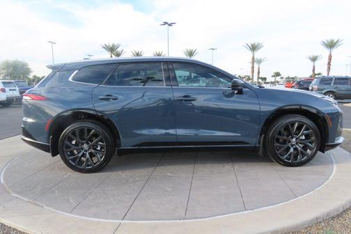 2025 Toyota Crown Signia Limited