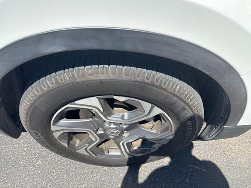 Platinum White Pearl 2019 Honda CR-V EX