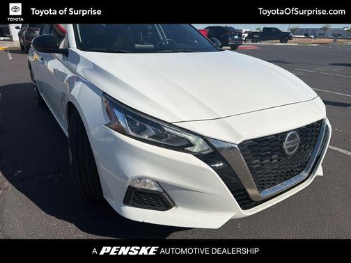 2021 Nissan Altima SR FWD