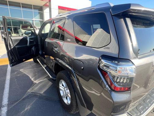 2014 Toyota 4Runner SR5