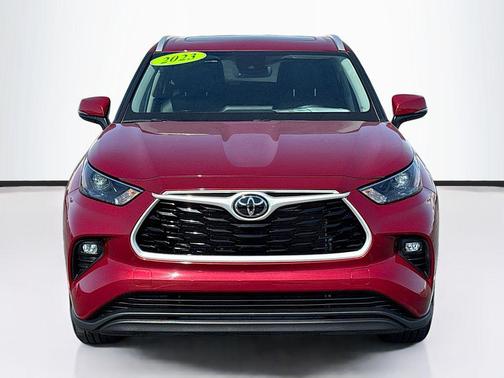 Ruby Flare Pearl 2023 Toyota Highlander XLE