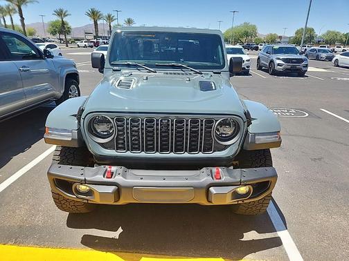 Anvil Clearcoat 2025 Jeep Gladiator Rubicon