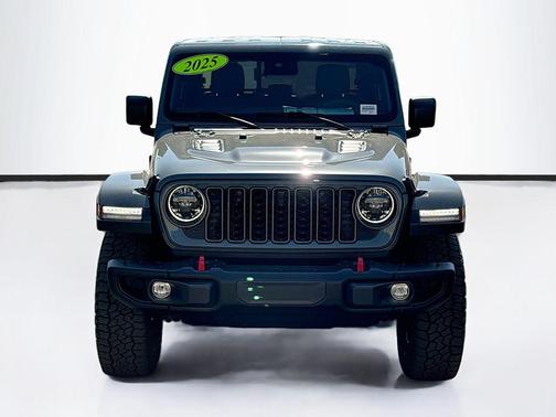 Anvil Clearcoat 2025 Jeep Gladiator Rubicon