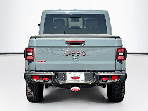 Anvil Clearcoat 2025 Jeep Gladiator Rubicon