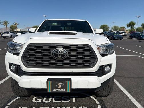 White 2022 Toyota Tacoma TRD Sport