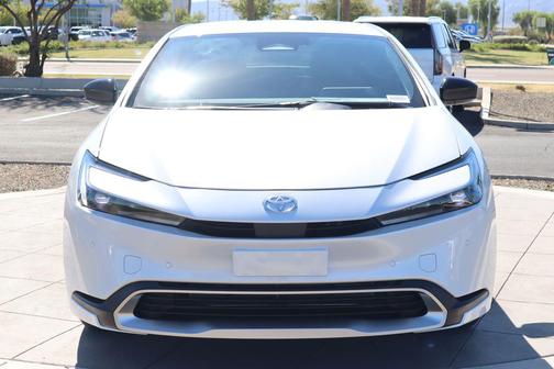 2026 Toyota Prius Plug-In Hybrid SE