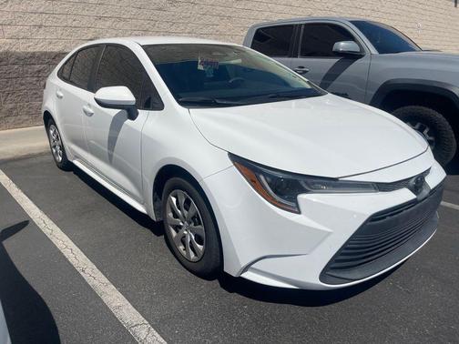 Ice Cap 2024 Toyota Corolla LE