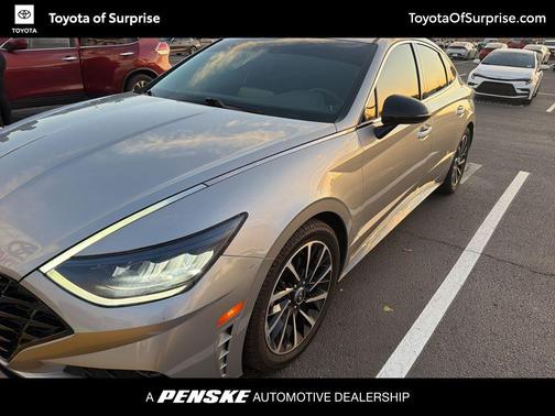 Shimmering Silver Pearl 2020 Hyundai SONATA SEL Plus