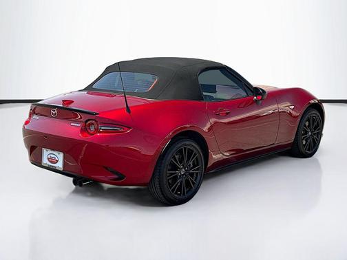 Soul Red Crystal Metallic 2026 Mazda MX-5 Miata Club