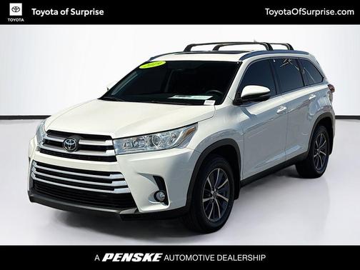 Blizzard Pearl 2019 Toyota Highlander XLE