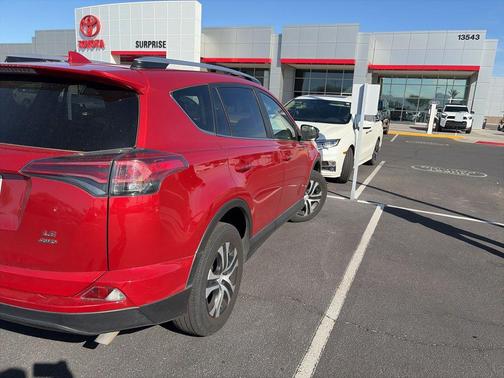 2017 Toyota RAV4 LE