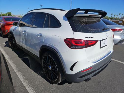 Polar White 2022 Mercedes-Benz AMG GLA 35 4MATIC