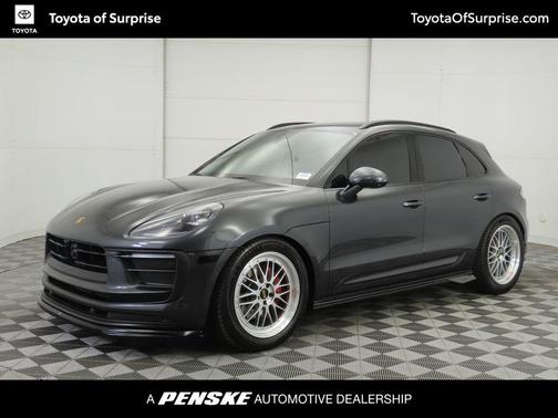2024 Porsche Macan Base