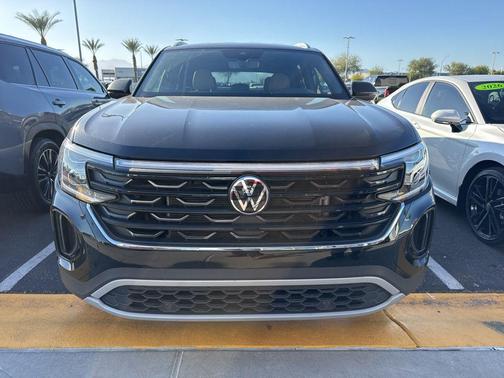 2024 Volkswagen Atlas Cross Sport 2.0T SE