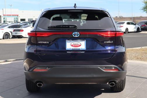 2021 Toyota Venza LE