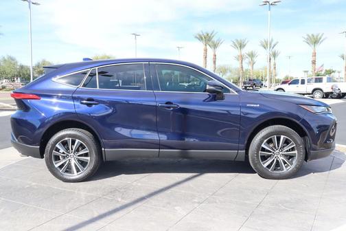 2021 Toyota Venza LE