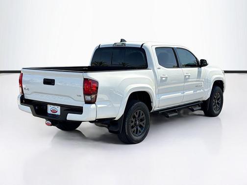 Ice Cap 2023 Toyota Tacoma SR5