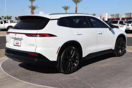 2025 Toyota Crown Signia Limited