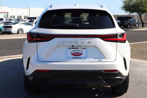 2023 Lexus NX 350h Premium