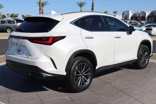 2023 Lexus NX 350h Premium