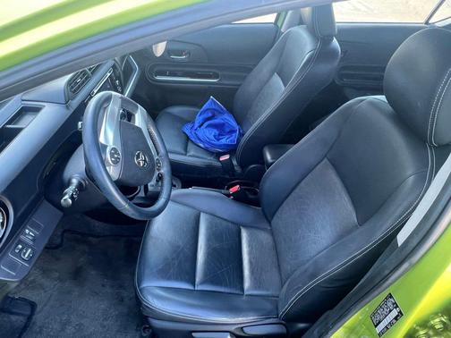 2015 Toyota Prius c Four