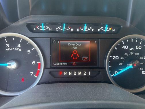 MAGNETIC 2018 Ford F-250 XLT