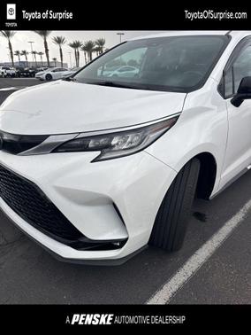 2022 Toyota Sienna XSE 7 Passenger