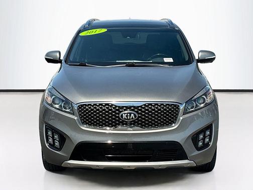Titanium Silver 2017 Kia Sorento SXL