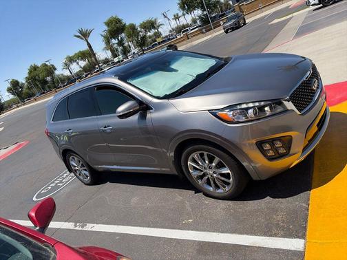 Titanium Silver 2017 Kia Sorento SXL
