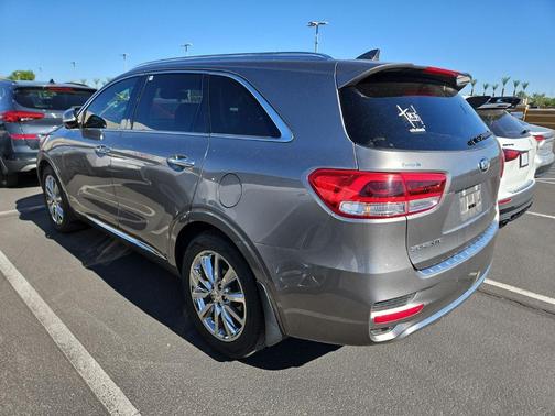Titanium Silver 2017 Kia Sorento SXL