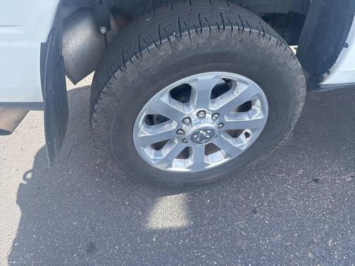 2023 RAM 2500 Laramie Crew Cab 4x4 6'4' Box