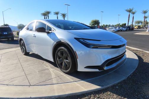 2026 Toyota Prius Plug-In Hybrid SE