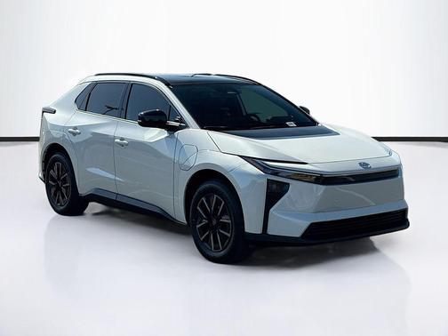 Wind Chill Pearl 2026 Toyota bZ XLE