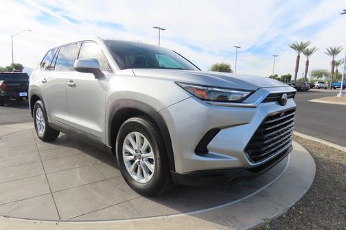 2024 Toyota Grand Highlander XLE