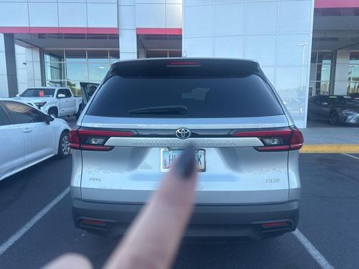 2024 Toyota Grand Highlander XLE