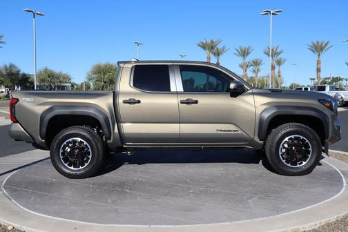 2025 Toyota Tacoma TRD Off Road
