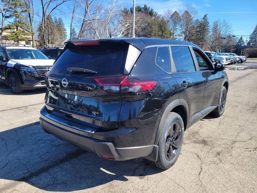 6 2026 Nissan Rogue SV