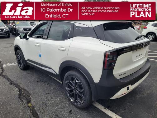 Aspen White Tri 2026 Nissan Kicks SR