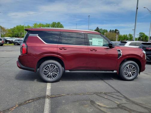 2025 Nissan Armada SL