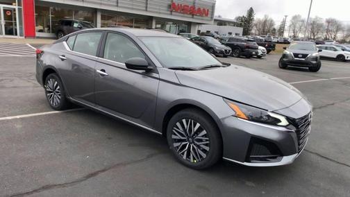 6 2026 Nissan Altima SV