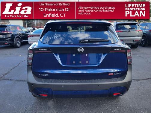 Deep Blue Pearl 2026 Nissan Kicks SR