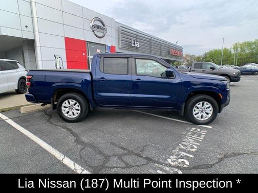 Deep Blue Pearl 2023 Nissan Frontier SV