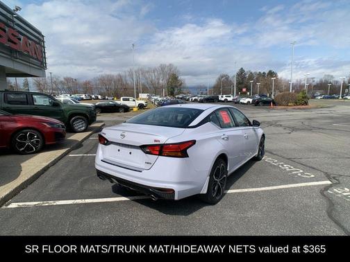 Gray Sky Pearl 2023 Nissan Altima 2.5 SR