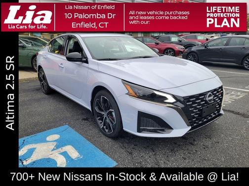 2025 Nissan Altima SR
