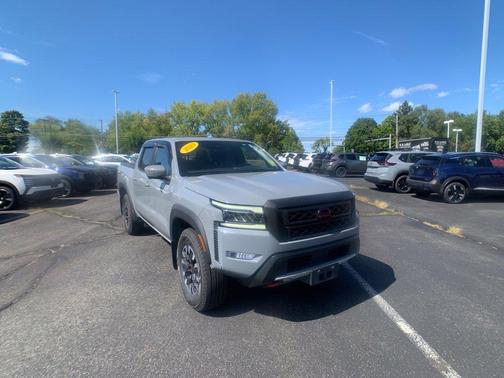 Boulder Gray Pearl 2023 Nissan Frontier PRO-4X