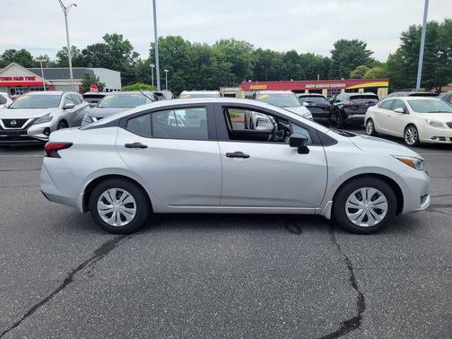 2025 Nissan Versa S