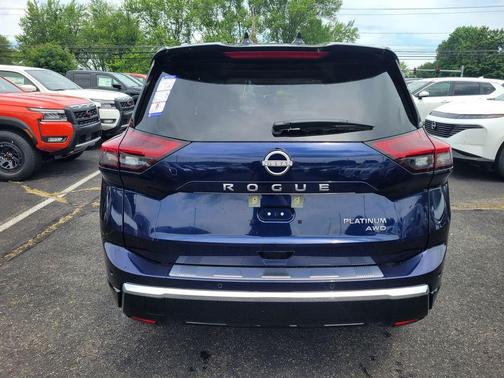 2025 Nissan Rogue Platinum