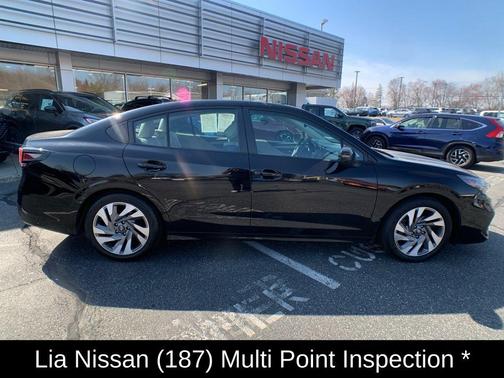 Crystal Black Silica 2024 Subaru Legacy