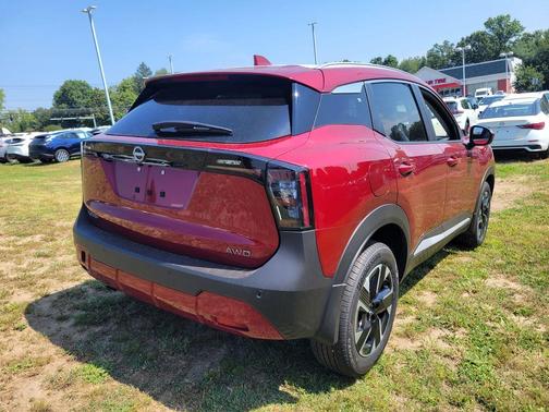 2025 Nissan Kicks SV